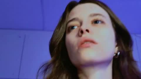 yoka_paradoxxx online show from April 15, 9:16 am