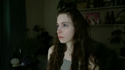 Snapshot of yoka_paradoxxx chatting on May 31, 10:22 am yoka_paradoxxx online show from May 31, 10:22 am