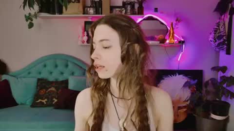 yoka_paradoxxx online show from June 29, 11:32 am