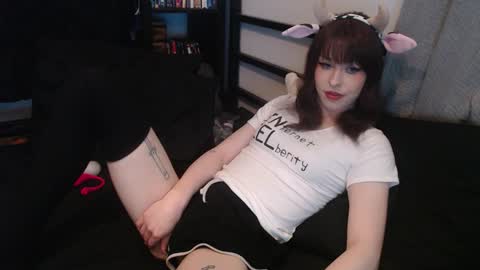 Yokai Girl online show from November 20, 8:52 pm