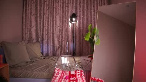 Yoko online show from March 4, 5:46 am