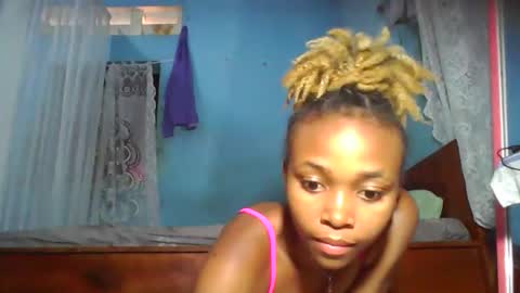 yolandrina90 online show from September 30, 11:48 am