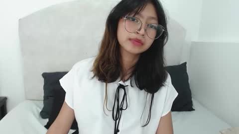 Yommi Winx online show from December 18, 5:26 am