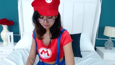 Yommi Winx online show from January 19, 1:00 am