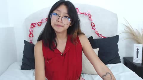 Yommi Winx online show from February 14, 1:34 am