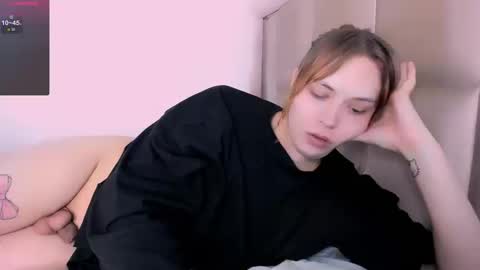 yomoyoo online show from February 18, 4:25 pm