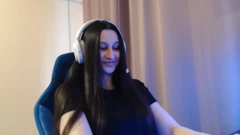 Sophie online show from March 19, 3:16 pm