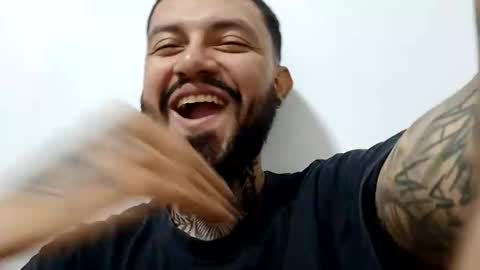 Snapshot of yordy_kalifa chatting on October 20, 12:33 am yordy ans mia online show from October 20, 12:33 am
