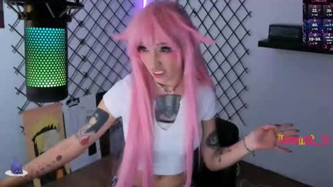 Snapshot of yoshino_san chatting on October 31, 11:39 pm you can call me Andy or yoshi 3 online show from October 31, 11:39 pm