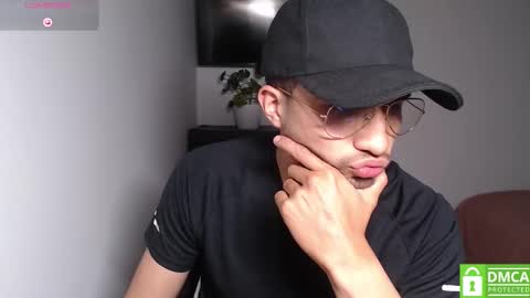 yoshy_man online show from March 11, 3:23 am