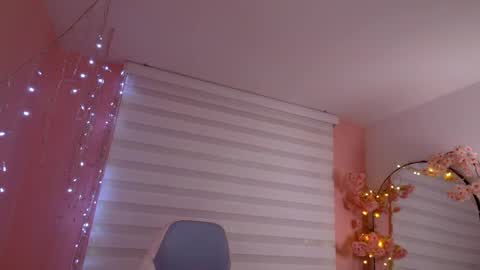Snapshot of yosoykore_ chatting on May 23, 1:55 am Kore online show from May 23, 1:55 am