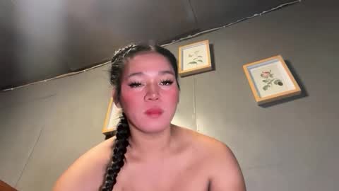 Snapshot of you_should_try chatting on January 5, 11:41 pm Denice online show from January 5, 11:41 pm