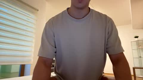 Snapshot of youcan__ chatting on January 18, 2:23 pm youcan__ online show from January 18, 2:23 pm