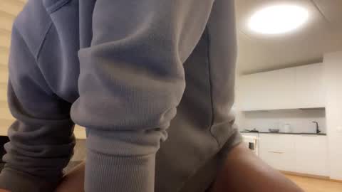 Snapshot of youcan__ chatting on October 30, 1:45 pm youcan__ online show from October 30, 1:45 pm