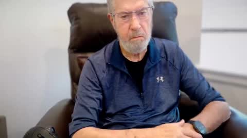 Snapshot of yougogirl_3 chatting on October 23, 2:05 pm Colorado Guy Straight online show from October 23, 2:05 pm