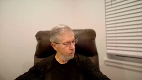 Snapshot of yougogirl_3 chatting on November 6, 12:06 pm Colorado Guy Straight online show from November 6, 12:06 pm