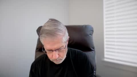 Snapshot of yougogirl_3 chatting on November 7, 9:48 pm Colorado Guy Straight online show from November 7, 9:48 pm