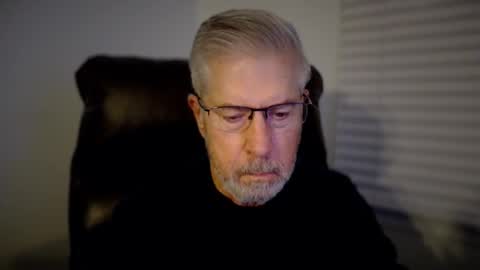 Snapshot of yougogirl_3 chatting on November 18, 2:50 am Colorado Guy Straight online show from November 18, 2:50 am