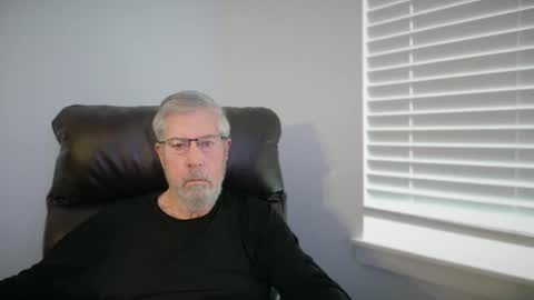 Snapshot of yougogirl_3 chatting on May 28, 12:02 pm Colorado Guy Straight online show from May 28, 12:02 pm