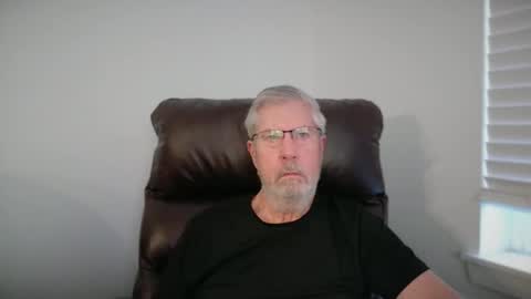 Snapshot of yougogirl_3 chatting on May 29, 11:52 am Colorado Guy Straight online show from May 29, 11:52 am
