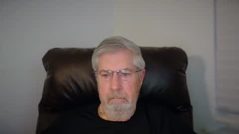 Snapshot of yougogirl_3 chatting on June 22, 2:57 am Colorado Guy Straight online show from June 22, 2:57 am