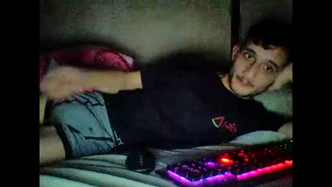 youndadd online show from November 16, 7:03 am