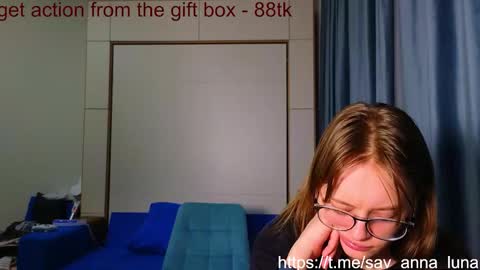 Anna and Luna online show from March 20, 5:07 pm