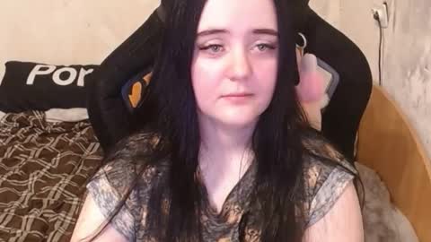 your_8a8y online show from November 13, 12:59 pm