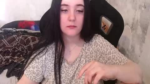 your_8a8y online show from March 19, 7:34 am