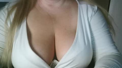 Maria Love online show from April 14, 5:02 am