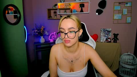 your bunny12 online show from March 31, 6:03 am