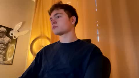 your_bunny123 online show from January 19, 8:40 am