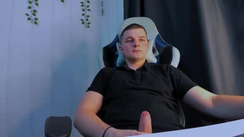 Snapshot of your_claddagh chatting on October 21, 8:31 pm your_claddagh online show from October 21, 8:31 pm