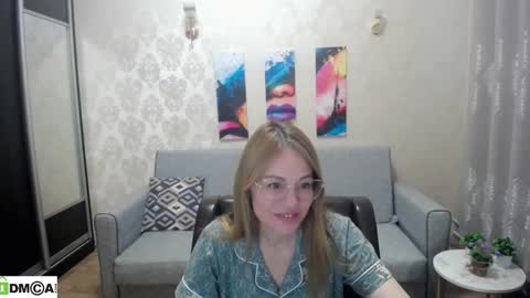 your_crush_12 online show from November 7, 8:14 am