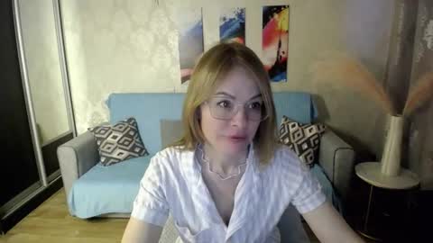 your_crush_12 online show from November 25, 8:03 am