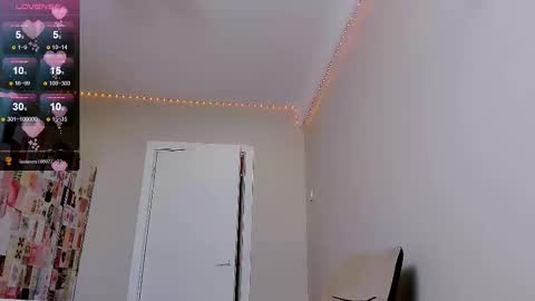your_cute_aisha online show from September 24, 5:11 am
