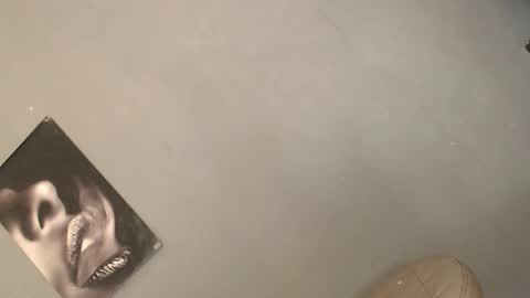 Snapshot of your_dirty_muse chatting on February 18, 12:06 am LARA online show from February 18, 12:06 am