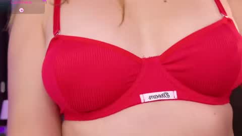 Snapshot of your_dream1217 chatting on July 14, 7:41 pm Valery online show from July 14, 7:41 pm
