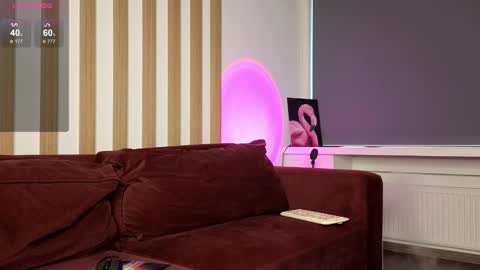 Snapshot of your_dream_alice chatting on February 12, 12:00 pm Alice online show from February 12, 12:00 pm