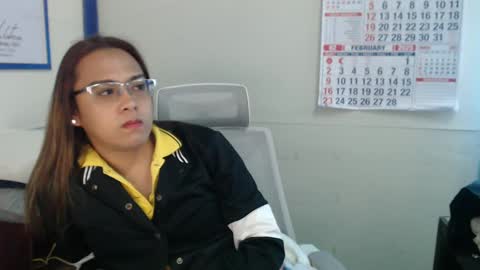 your_dreamgirlxxx69 online show from February 5, 12:10 am