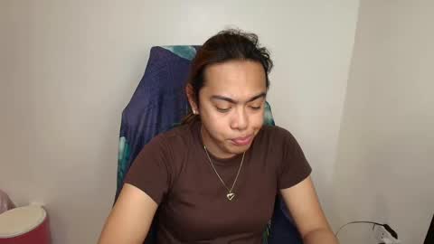 your_dreamgirlxxx69 online show from March 27, 9:21 am