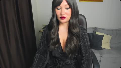 Snapshot of your_eclipse chatting on January 16, 7:17 am Goddess Alana online show from January 16, 7:17 am