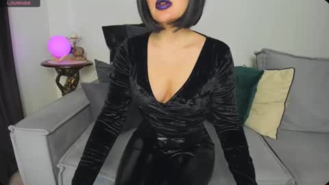 Snapshot of your_eclipse chatting on February 22, 10:51 am Goddess Alana online show from February 22, 10:51 am