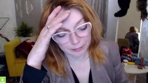 your_fantasyyyy online show from March 1, 11:23 am