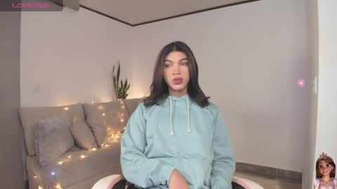 Eliza online show from July 8, 9:41 pm