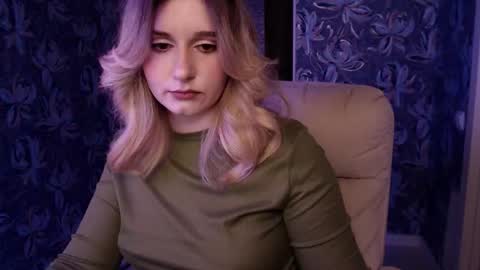 Snapshot of your_freya chatting on February 3, 3:50 pm Freya online show from February 3, 3:50 pm