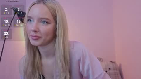 Olivia online show from October 19, 8:53 pm