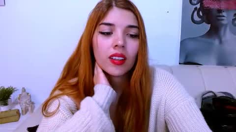 Snapshot of your_girl_of_dream chatting on May 5, 4:09 am your_girl_of_dream online show from May 5, 4:09 am