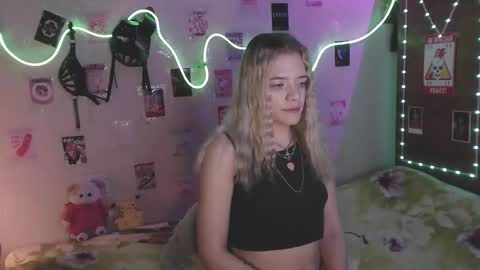 Your Horny Friends online show from November 4, 1:43 pm