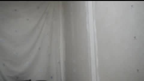 Snapshot of your_little_flexible_girl chatting on October 11, 8:29 pm Meri online show from October 11, 8:29 pm